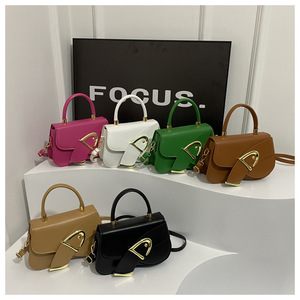 Borsa a Tracolla da Donna <span class=keywords><strong>Trendy</strong></span> 2024 in Stile Occidentale, Design di Nicchia in Tinta Unita, Alta Qualità, Versatile Clutch in Materiale PU - Product Image 2