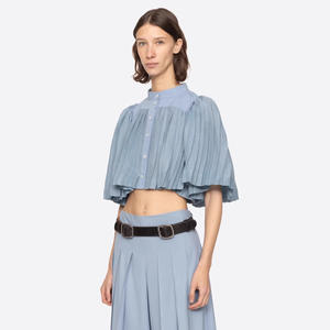 Blusa Corta de Gasa para Mujer, Color Azul Claro, Estilo Minimalista, Pliegues en Acordeón, Cuello Redondo, Manga Campana, Botones, ODM, Transpirable y Versátil - Product Image 4