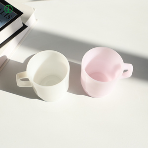 Caneca de Café de Vidro Borossilicato Cor Jade Atacado Personalizada Fofa de Alta Qualidade 350ml Copos de Sobremesa Seguros para Micro-ondas para Casa e Cafeteria - Product Image 6