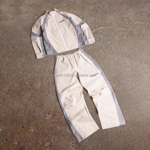 Ensemble de survêtement coupe-vent en nylon de haute qualité avec fermeture éclair personnalisée et pantalon de jogging en nylon, design réfléchissant 3M - Product Image 1