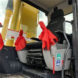 Excavadora de Segunda Mano 99% Nueva, KOMATSU 200-8, Modelo con 616 Horas de Uso para KOMATSU - Product Image 6