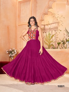 Robe spéciale Navratri de concepteur d'approvisionnement direct d'usine pour porter la robe de mariage pour la mariée à un prix abordable - Product Image 3