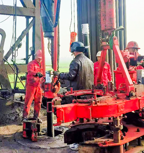 Acciaio per Rivestimenti Anti-Corrosione di Alta Qualità, Senza Crepe - Certificato ASTM, Vendita all'Ingrosso con Saldatura/Taglio - Product Image 1