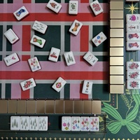 Set Mahjong Natal Ubin Mahjong Amerika dengan Alas Mahjong Desain Merah Hijau Meriah Grosir Langsung dari Pabrik Hadiah Kustom