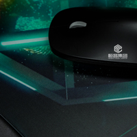 Tapis de souris en verre de jeu RGB le plus vendu - Tapis de souris en verre personnalisé avec anime et tapis de jeu pour clavier, micro-ondable pour le bureau et les étudiants