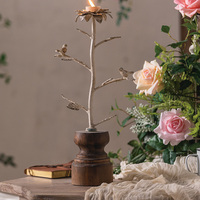 Élégant Chandelier Vintage en Fer Forgé – Fait Main, Écologique et Durable pour Noël, la Saint-Valentin et les Anniversaires