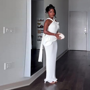 Nuovo <span class=keywords><strong>Abito</strong></span> <span class=keywords><strong>Elegante</strong></span> <span class=keywords><strong>Bianco</strong></span> Puro con Schiena Scoperta e Collo Halter per Donne Europee 2026 - Product Image 2