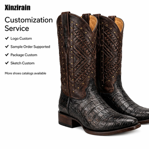 Bottes de cowboy Xinzirain personnalisées en cuir croco marron foncé, à bout pointu, à talon empilé, à lacets, pour hommes - Product Image 1