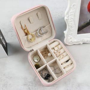 Custom Luxury Portable Travel Organizer Storage <b>Packaging</b> <b>Small</b> Earring Ring Jewellery White PU Leather Earrings Rings <b>Small</b> - Product Image 3