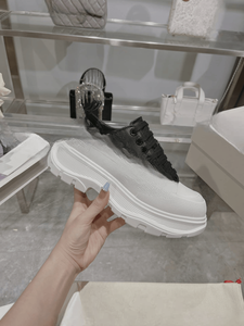 Alexander Fashionable and trendy low cut thick soled canvas casual shoes Mc sturdy and durable, contrasting sports shoes Queen - Product Image 1