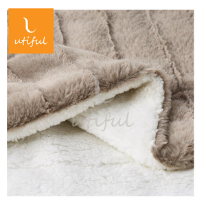 Couverture en <span class=keywords><strong>fausse</strong></span> <span class=keywords><strong>fourrure</strong></span>, <span class=keywords><strong>Plaid</strong></span> <span class=keywords><strong>Beige</strong></span> à rayures, coupe à carreaux en vison, pour maison - Product Image 2