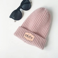 Vente en gros, personnalisé avec votre propre Logo, bonnet tricoté en acrylique pour femme unisexe