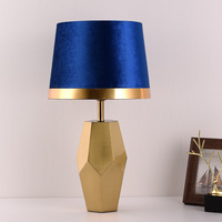 Lampe de bureau de luxe légère, design pour salon, chambre à coucher, table de chevet, décoration douce, style minimaliste, post-moderne