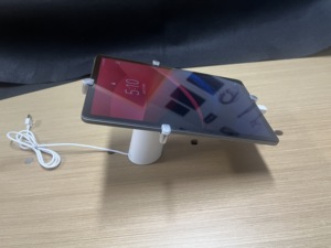 Système <span class=keywords><strong>antivol</strong></span> portable EASTOPS pour tablette en ABS avec dispositif d'affichage <span class=keywords><strong>antivol</strong></span> sécurisé à 4 griffes - Product Image 6