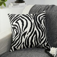 Coussin décoratif classique à rayures animales noires et blanches, motif losanges, imperméable, pour canapé, lit, chaise de bureau et décoration intérieure