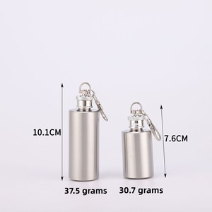 Borraccia Portatile Cilindrica Piccola per Liquori, Mini Fiaschetta da 1 oz 2 oz in Acciaio Inossidabile con Portachiavi - Product Image 4
