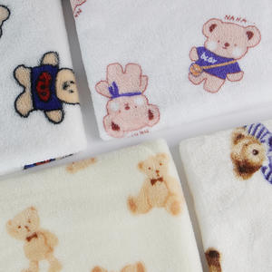 <span class=keywords><strong>Material</strong></span> de tela de franela elástica Minky de terciopelo grueso con estampado Floral de <span class=keywords><strong>Spandex</strong></span> turco para ropa - Product Image 6