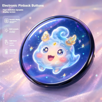 Tombol Pinback Elektronik Plastik Domestik Terlaris Barang Niche Otaku untuk Pelajar Aksesori Bertema Anime Koleksi Trendi