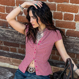 Blusa a cuadros de manga corta para mujer, estilo clásico preppy, con bloques de color, botones, cuello casual y detalles de ganchillo. - Product Image 4