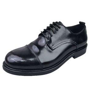 Suelas de zapatos hechas a mano para hombre con diseño retro Goodyear welt, zapatos de cuero personalizados de alta gama para hombre para atuendos formales de negocios. - Product Image 5