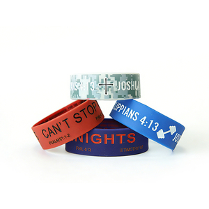 Braccialetto Personalizzato Fluorescente, Cinturino da Polso in Silicone, Portachiavi in Silicone, Braccialetti in Silicone con Logo Personalizzato - Product Image 1