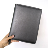 Carpeta de archivos de Padfolio de cuero PU con cremallera A4 personalizada con bolsillo con cremallera y portatarjetas para organización