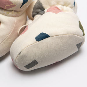 <span class=keywords><strong>Bottes</strong></span> d'hiver personnalisées à semelle souple pour nouveau-nés, <span class=keywords><strong>bottes</strong></span> d'hiver épaisses et confortables pour bébés, <span class=keywords><strong>bottes</strong></span> organiques pour bébés - Product Image 3