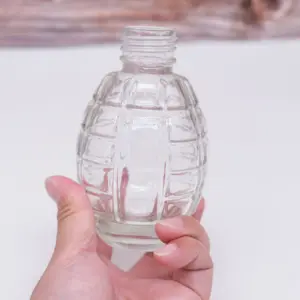 تخصيص قنابل شكل مادة الزجاج زجاجة المشروبات الكحولية 200 مللي الإبداعية شكل وعاء من الزجاج