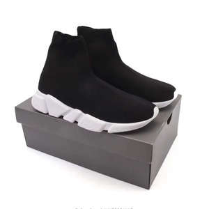 Chaussures de sport tendance pour femmes et hommes, style streetwear, baskets basses et montantes, chaussures de marche souples avec logo personnalisé - Product Image 4