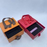 Boîte cadeau en papier avec doublure en mousse écologique personnalisée pour bijoux et cadeaux de mariage