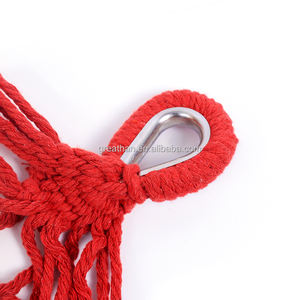 Amaca per adulti a strisce arcobaleno domestico con barra di spargitore di legno e nodi rafforzati - Product Image 2