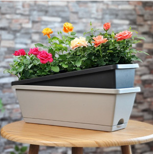 Ensemble de pots de fleurs en plastique polyvalents : Meubles durables pour l'intérieur et l'extérieur, idéaux pour vos plantes, parfaits pour la décoration de la maison et du jardin - Product Image 5