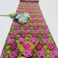 Tissu en tulle brodé de fleurs lourdes, dentelle multicolore soluble dans l'eau pour robe de mariée africaine, directement de l'usine