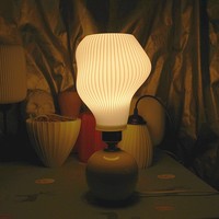 Lampe de table LED 3D en céramique pour la décoration intérieure Design simple pour chambre à coucher salon hôtel bureau de lecture Utilisation de la table de chevet AC DC