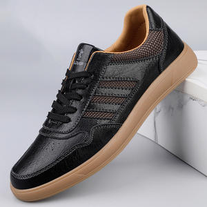 Nouvelles Chaussures de Skateboard Sportives pour Hommes 2026 en Cuir Microfibre, Style Rétro Tendance avec Semelle Épaisse Rehaussante - Product Image 2