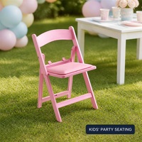 Chaise pliante ergonomique en plastique écologique avec dossier arqué et coussin, idéale pour les événements, les fêtes de mariage et les jardins d'enfants