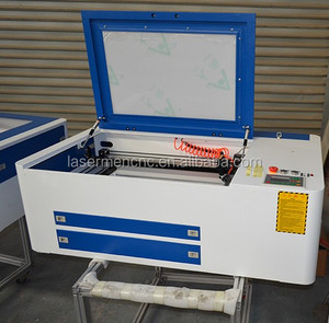 Máquina de grabado láser para bolígrafos de madera co2 de 60w, 6040, para copas de vidrio <span class=keywords><strong>con</strong></span> puerto usb - Product Image 3