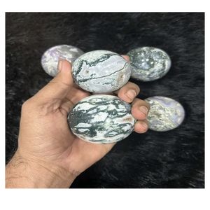 Boule de cristal en agate mousse naturelle sculptée à la main, décoration d'intérieur, cadeau, ornement, guérison - Product Image 2