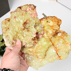Vente en gros de tranches de phlogopite de style bohème, pierres de guérison en cristal pour la décoration intérieure et les cadeaux - Product Image 5