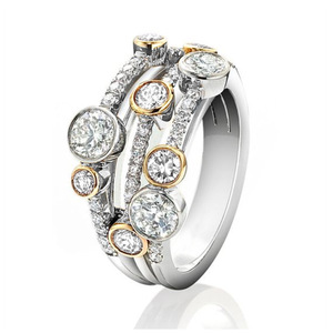 Anello da donna bicolore con design geometrico a linee e punti vuoti - Product Image 1