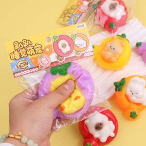 Figuras de Animales Pequeños con Diseño de Frutas y Granos, Lindas y Creativas, Decoraciones DIY para Micropaisajes, Accesorios para Bolsas Sorpresa, Artesanía de Resina - Product Image 1