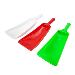 Peng Gong Plastic Boat Ladle 1506-9 Thickened Aquaculture Feeding Spatula For Water Splashing And Feed Spreading - Product Image 4