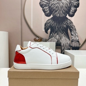 Zapatillas de Tenis Modelo 2026 - Calzado Deportivo Transpirable de Cuero con Suela Plana - Zapatillas de Skate de Diseño Clásico de Alta Calidad - Product Image 1