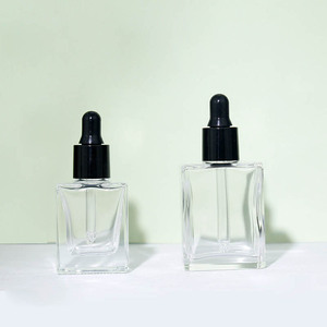 Mini Botella de Vidrio Cuadrada de 10ml/15ml con Gotero para Aceites Esenciales, Transparente o Esmerilada, con Tapa Corona, Precio de Fábrica - Product Image 3