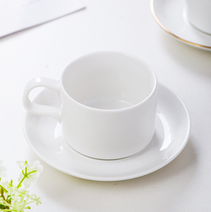 Tazze da Caffè in Porcellana Bianca con Bordo Dorato, Set di Tazze per Caffè e Tè in Ceramica con Piattini, Eleganti Tazze da Tè per Casa, Ufficio e Caffetteria - Product Image 6