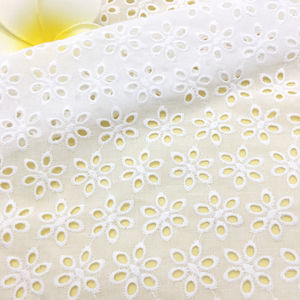 Tessuto da Tappezzeria CRF0576 Personalizzato a Prezzo all'Ingrosso in <span class=keywords><strong>Pizzo</strong></span> Ricamato a Rete con Occhielli <span class=keywords><strong>e</strong></span> Fiori Piccoli di Cotone <span class=keywords><strong>e</strong></span> <span class=keywords><strong>Lino</strong></span> 100% - Product Image 5