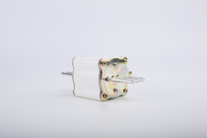 Fusible à contact en forme de couteau en plastique de la série Zhenghao RT0-600, vente en gros, tube carré, indicateur de liaison fusible, fil radial, basse tension - Product Image 3