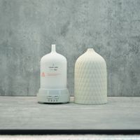 Diffuseur d'arômes électronique en céramique de 160 ml, personnalisé par le fournisseur de Shenzhen, pour huiles parfumées, écologique, idéal pour Noël