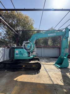 รถขุดไฮดรอลิกแบบตีนตะขาบ Kobelco SK135SR มือสอง ขนาดกะทัดรัด หมุนหางได้ 0 องศา ประสิทธิภาพสูง รุ่น SK130 SK140 SK200 - Product Image 2