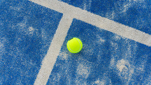 10mm 13500 Dtex Interior Exterior ladrillo brillante rojo Padel césped Artificial para pista <span class=keywords><strong>de</strong></span> Pádel Fácil instalación producto <span class=keywords><strong>de</strong></span> calidad - Product Image 6